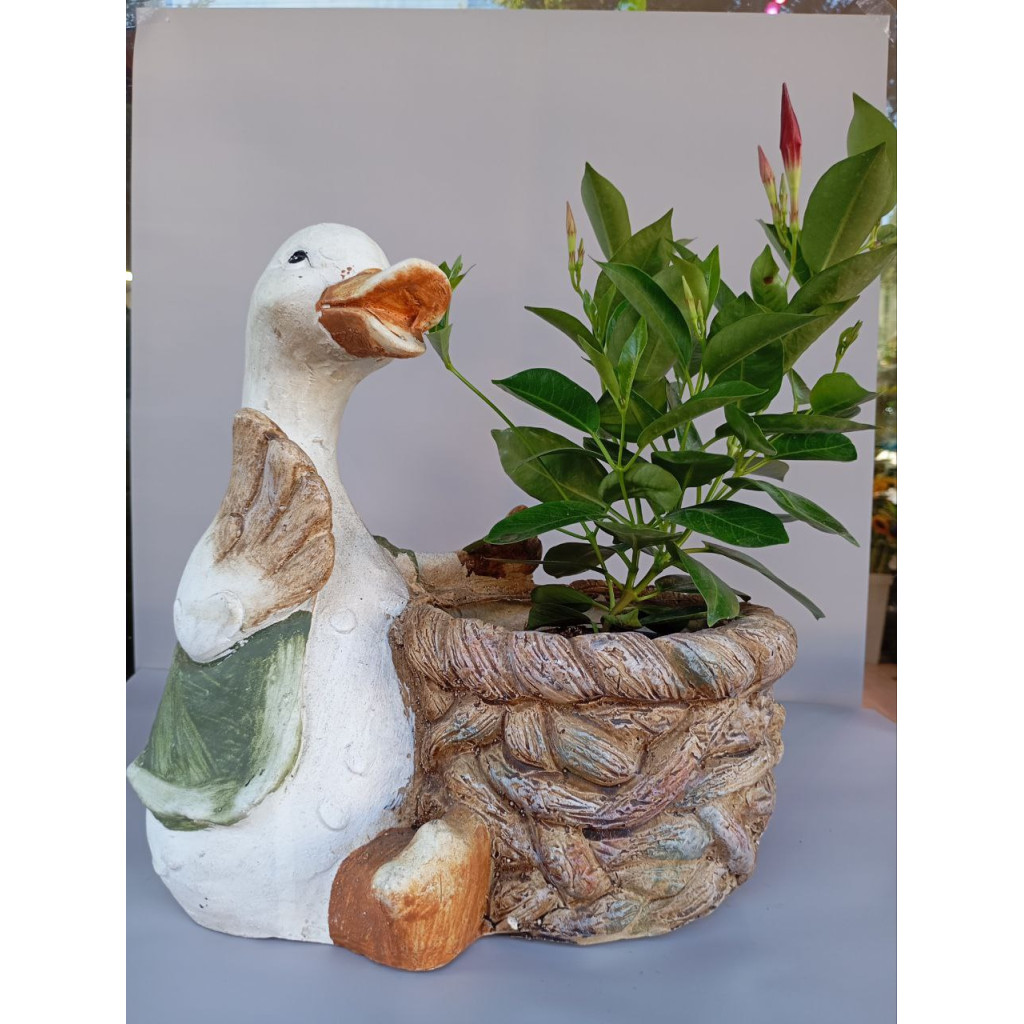 Goose Flower Pot with Basket